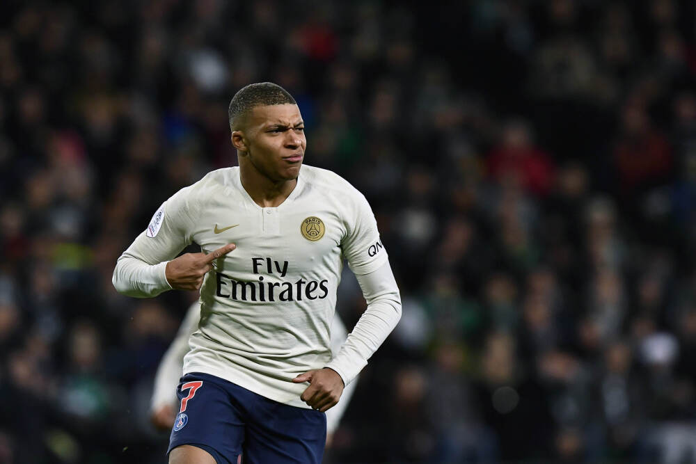 红魔危！在B费没有首发的最近5场英超联赛中，曼联全部落败